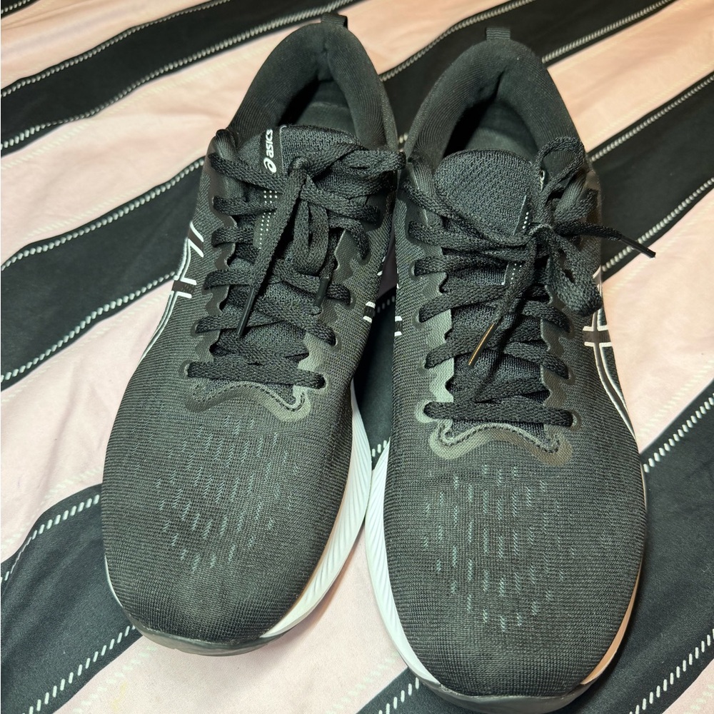 ASICS Men's Black Athletic Running Shoes with White Accents